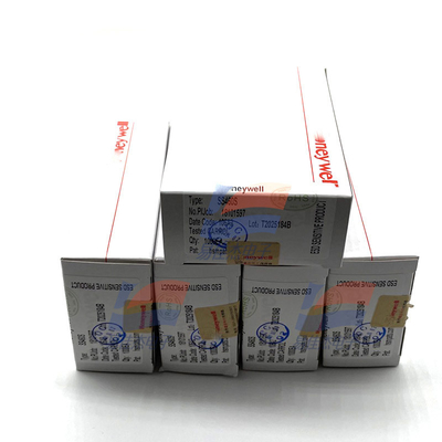 YJJ SS460S Dijital Akım Çekici 3 ila 24Vdc Kilitli Konum Hall Etkisi Sensörü, Serbest Bırakılan Manyetik Alan 3.8-30V