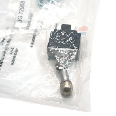 YJJ 1TL1-2D Aracın ışıklarını kontrol etmek için anahtarın döndürülmesi ve döndürülmesi kullanılır.